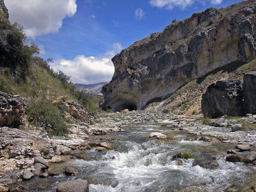 cavestreamlarge